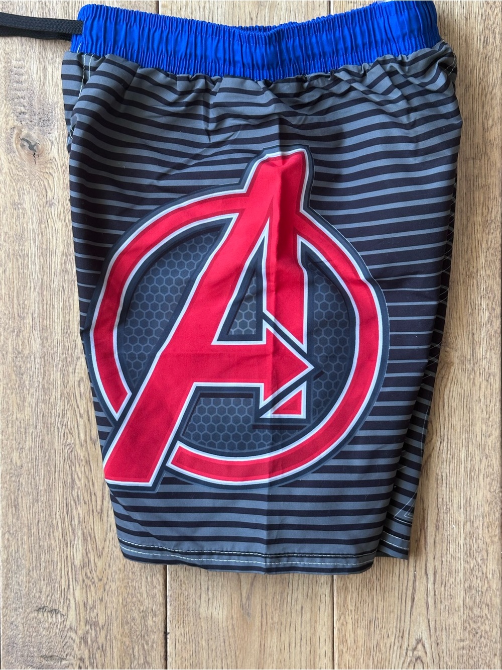 NEW Marvel Avengers Swim Trunks size 7 - Picture 5 of 9